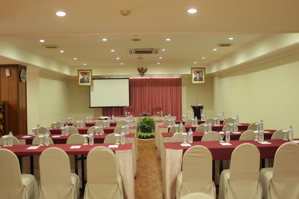 Weta International Hotel 泗水 外观 照片