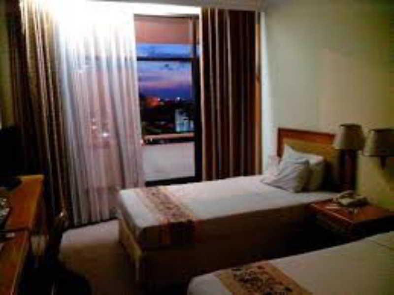 Weta International Hotel 泗水 外观 照片